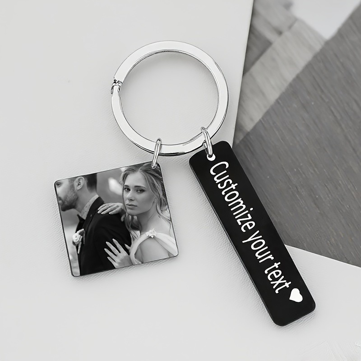 Personalizowany breloczek ze s – Initial Ring Custom recenzja i cena