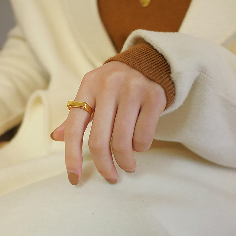 Pierścień męski ze stali nierd – Initial Ring Custom recenzja i cena