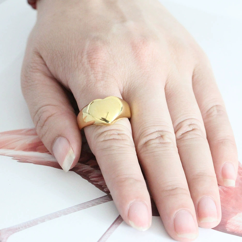 Pierścień męski ze stali nierd – Initial Ring Custom recenzja i cena